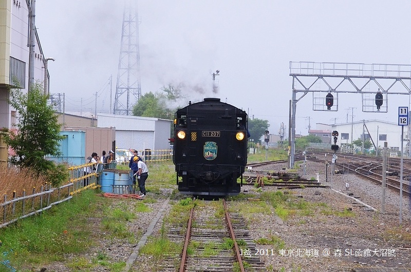 451 451
