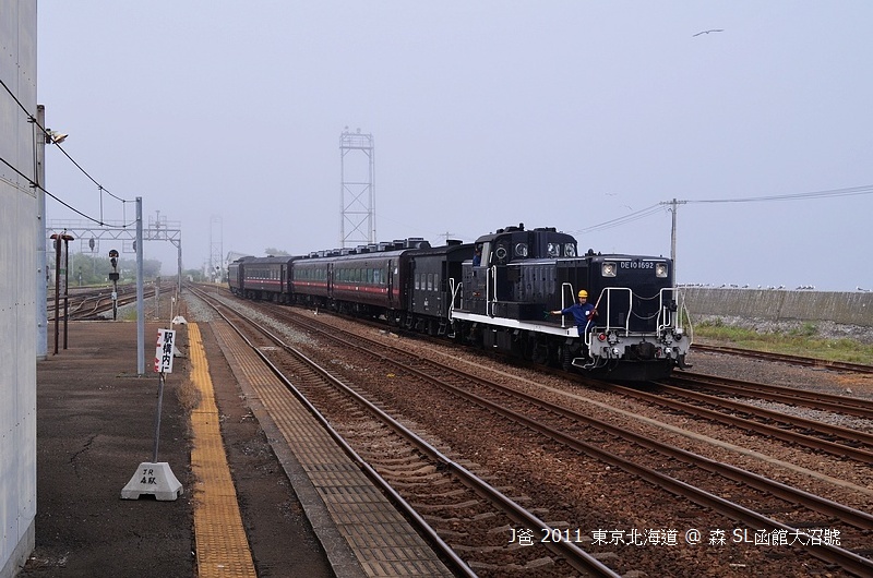 492 492