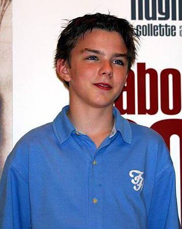 nichols Hoult_about a boy