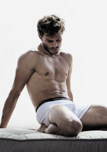 jamie-dornan-gif-fifty-shades-calvin-klein-shirtless-2014.jpg