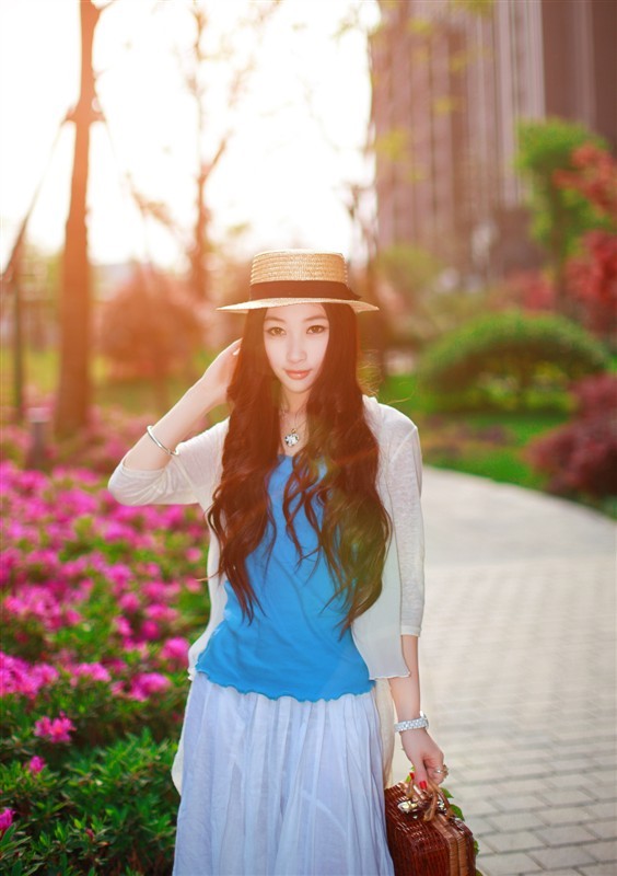  874ce9bajw1dmm6u5xmr5j 