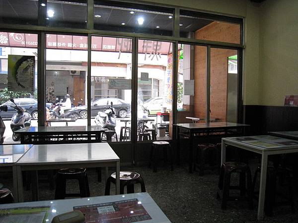 IMG_0351.jpg IMG_0351.jpg