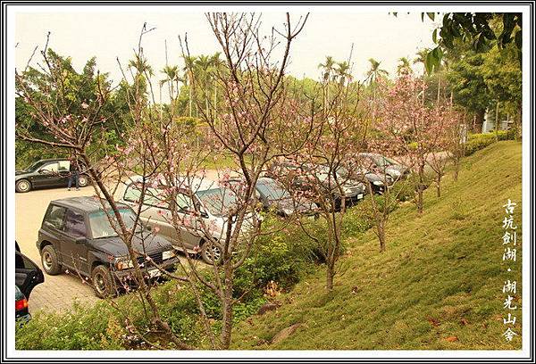 KUE4GDg4I_Euz8GSLTPFbQ