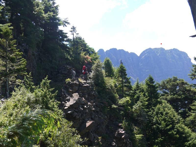 130926213-1 玉山小南山.JPG