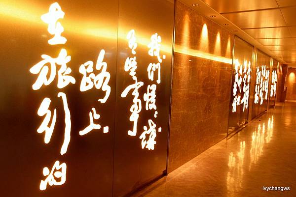 01-R0015679.JPG 01-R0015679.JPG