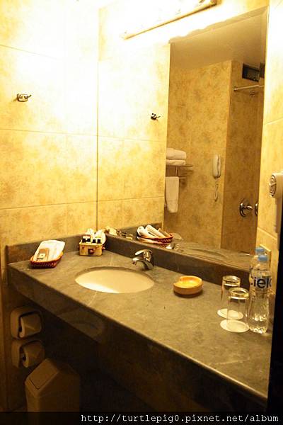 348-R0016274.JPG 348-R0016274.JPG