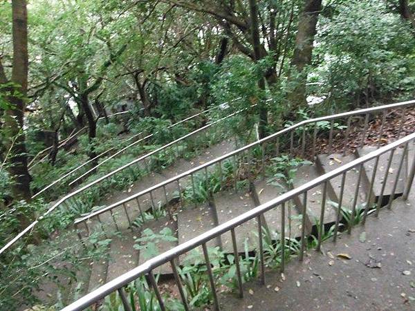 越智兵五郎紀念碑.二二八八堵車站罹難員工紀念碑.基隆景觀地標觀景台.飛鳳山.縱貫線起點 083