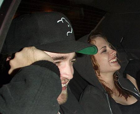 oct10-hq1crp1.jpg oct10-hq1crp1.jpg