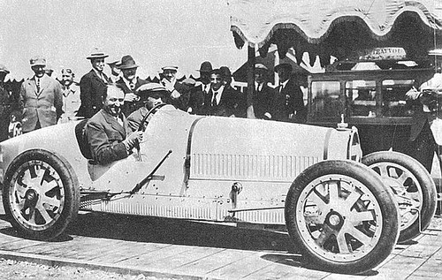 1924_BUGATTI_35_ETTORE-BUGATTI.jpg