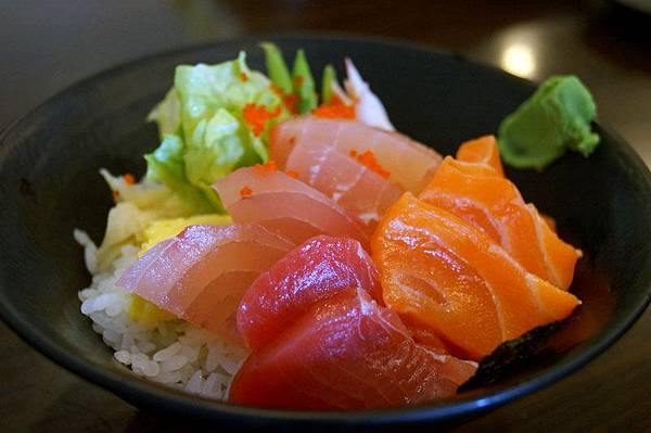 DSC04055 (800x532).jpg DSC04055 (800x532).jpg