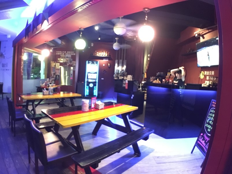 【台中西區】 麥瑟德式手工啤酒(餐酒館-可聚餐包場)