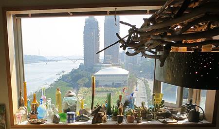 陳銘濃-窗檯上的收藏品 陳銘濃-窗檯上的收藏品