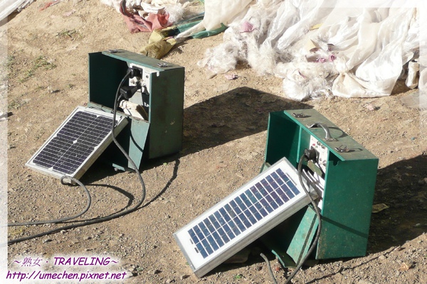 措拉山-賣幡人家的太陽能板.jpg