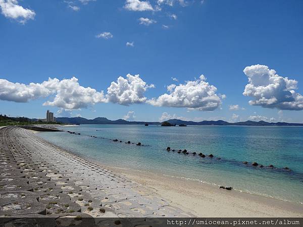 沖繩海邊