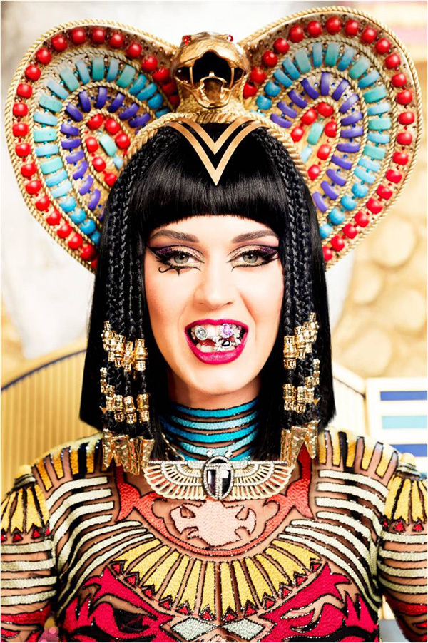 katy-perry-dark-horse-3 katy-perry-dark-horse-3