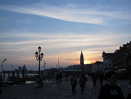 IMG_4048.JPG IMG_4048.JPG