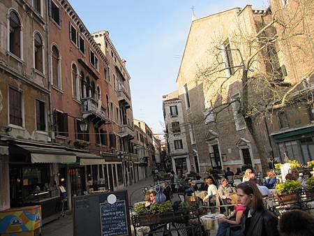 IMG_3977.JPG IMG_3977.JPG