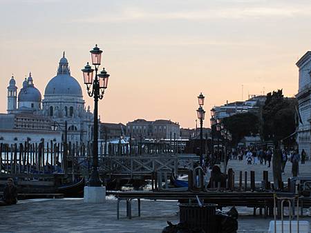 IMG_4038.JPG IMG_4038.JPG