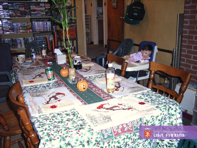 餐桌的另一視角。