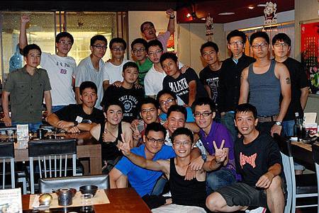 桃園與100T退伍弟兄們聚餐!