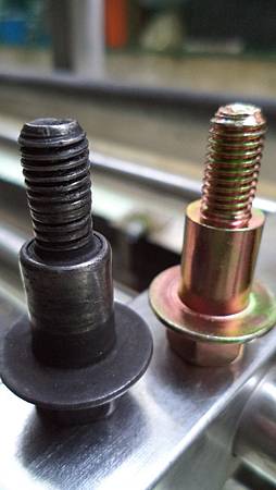 新舊 比 新舊 比