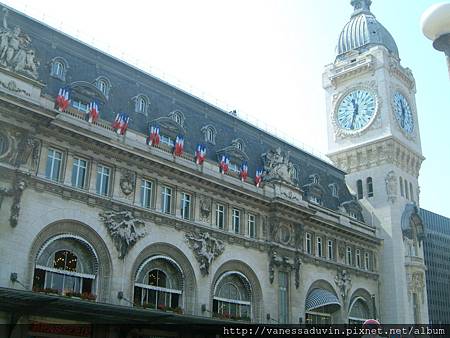 18Juin06A~LaGareDeLyon.JPG