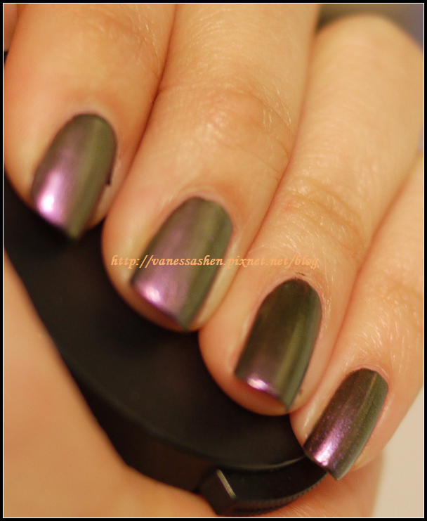 nail01.jpg nail01.jpg