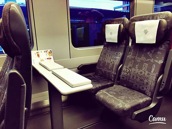 IMG_0687.JPG IMG_0687.JPG