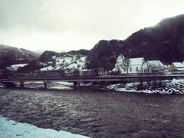 IMG_0956.JPG IMG_0956.JPG