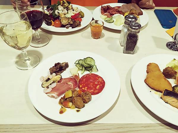 IMG_1728.JPG IMG_1728.JPG