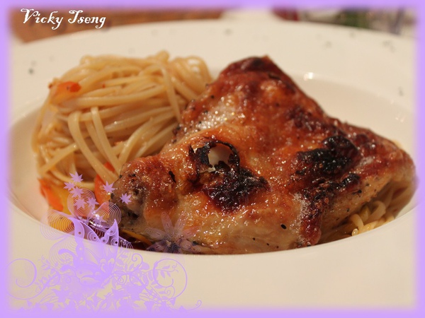 13_紅淑辣味雞腿排意大利寬扁麵.jpg