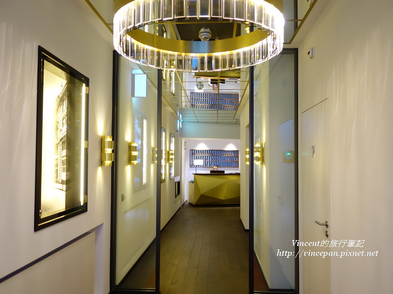 Hotel City Zurich lobby