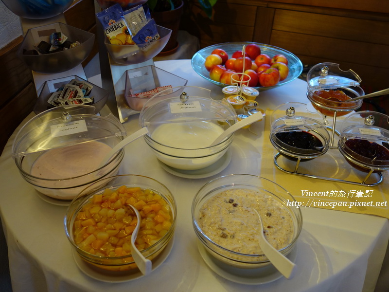 Hotel Weisshorn優格