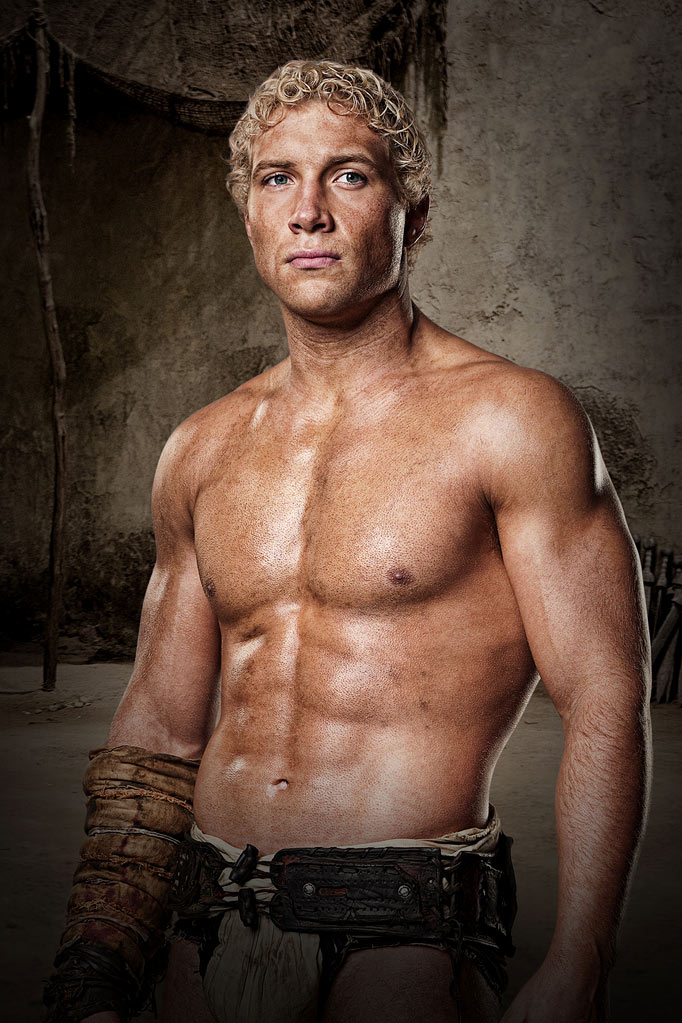 Jai Courtney ... as Varro.jpg