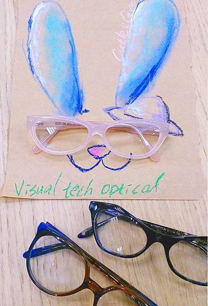 easter3-vosual-tech-cutler-and-gross easter3-vosual-tech-cutler-and-gross