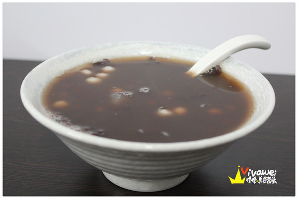 地芋豆花:新竹市東區|冬日必吃幸福紫米粥及特色地芋圓『地芋豆花』 地芋豆花:新竹市東區|冬日必吃幸福紫米粥及特色地芋圓『地芋豆花』