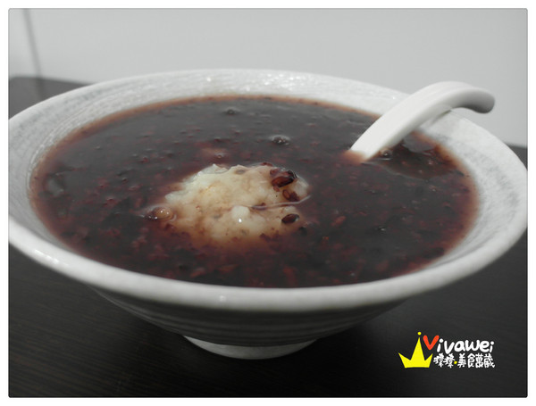 地芋豆花:新竹市東區|冬日必吃幸福紫米粥及特色地芋圓『地芋豆花』 地芋豆花:新竹市東區|冬日必吃幸福紫米粥及特色地芋圓『地芋豆花』