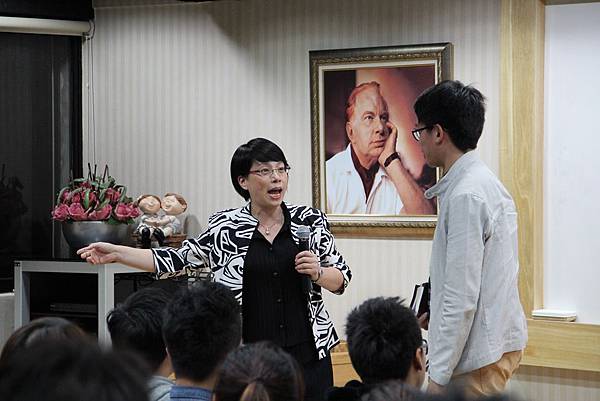 三三講座「溝通致勝」2013.10.16 三三講座「溝通致勝」2013.10.16