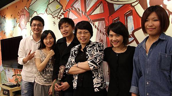 三三講座「溝通致勝」2013.10.16 三三講座「溝通致勝」2013.10.16