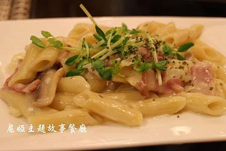 IMG_3893.jpg IMG_3893.jpg