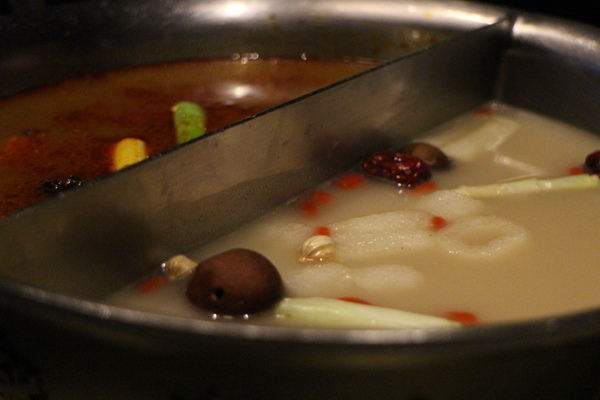 這一鍋皇室祕藏鍋物(吉林殿):這一鍋皇室祕藏鍋物(吉林殿)越熱越要開鍋 這一鍋皇室祕藏鍋物(吉林殿):這一鍋皇室祕藏鍋物(吉林殿)越熱越要開鍋