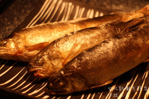 IMG_1243.jpg IMG_1243.jpg