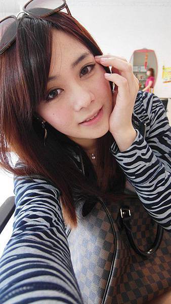 大奶台妺確係正