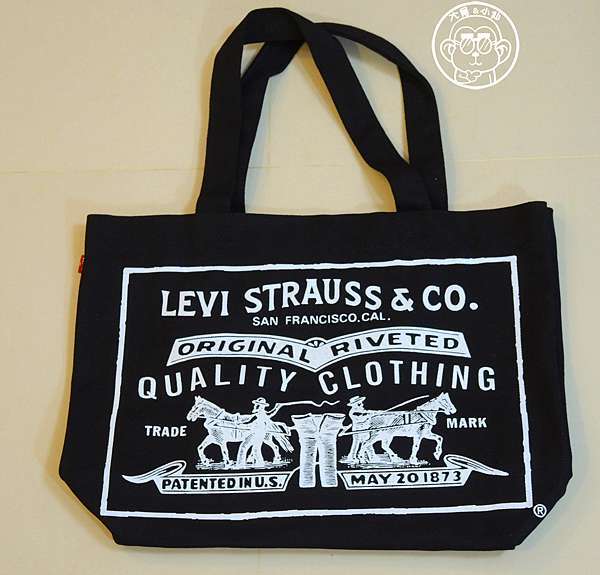 哩哩摳摳【7-11・LEVI'S限量紀念潮袋】兩款齊開箱@ 大尾&小仙的瞎說