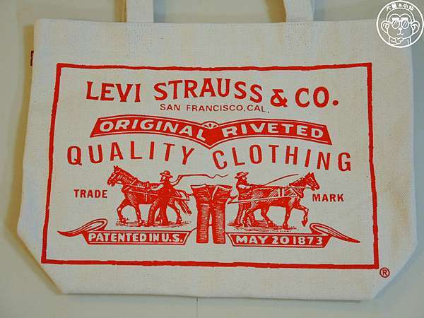 哩哩摳摳【7-11・LEVI'S限量紀念潮袋】兩款齊開箱@ 大尾&小仙的瞎說