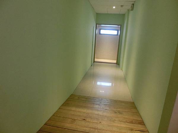 008 (1).jpg 008 (1).jpg