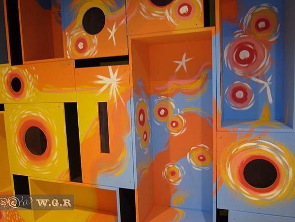 《王國仁-(阿殘) 藝術館》GO!GO!來找陳國明老師『 彩繪 烏克麗麗-藝術裝置』