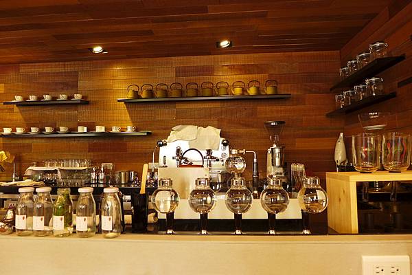 方寸之間吧台2 方寸之間吧台2