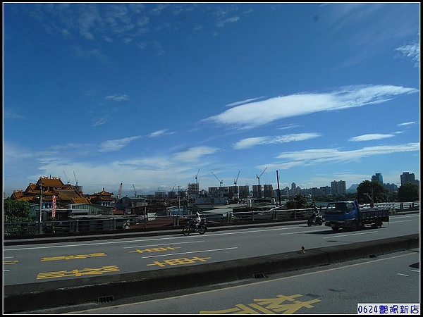 公車上碧潭橋上一景.jpg 公車上碧潭橋上一景.jpg