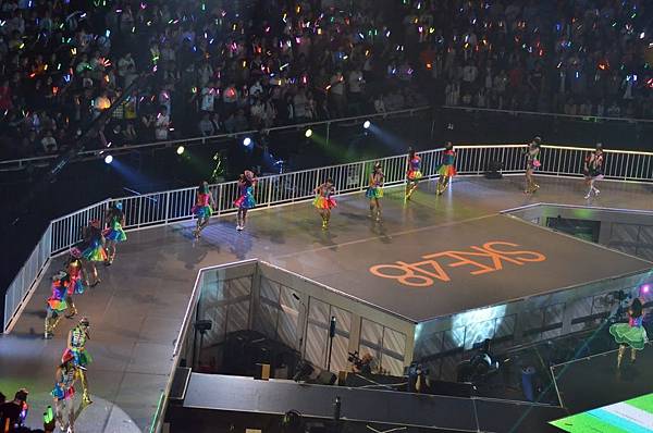 「アイシテラブル!」「チョコの奴隷」「1!2!3!4!ヨロシク!」5 「アイシテラブル!」「チョコの奴隷」「1!2!3!4!ヨロシク!」5